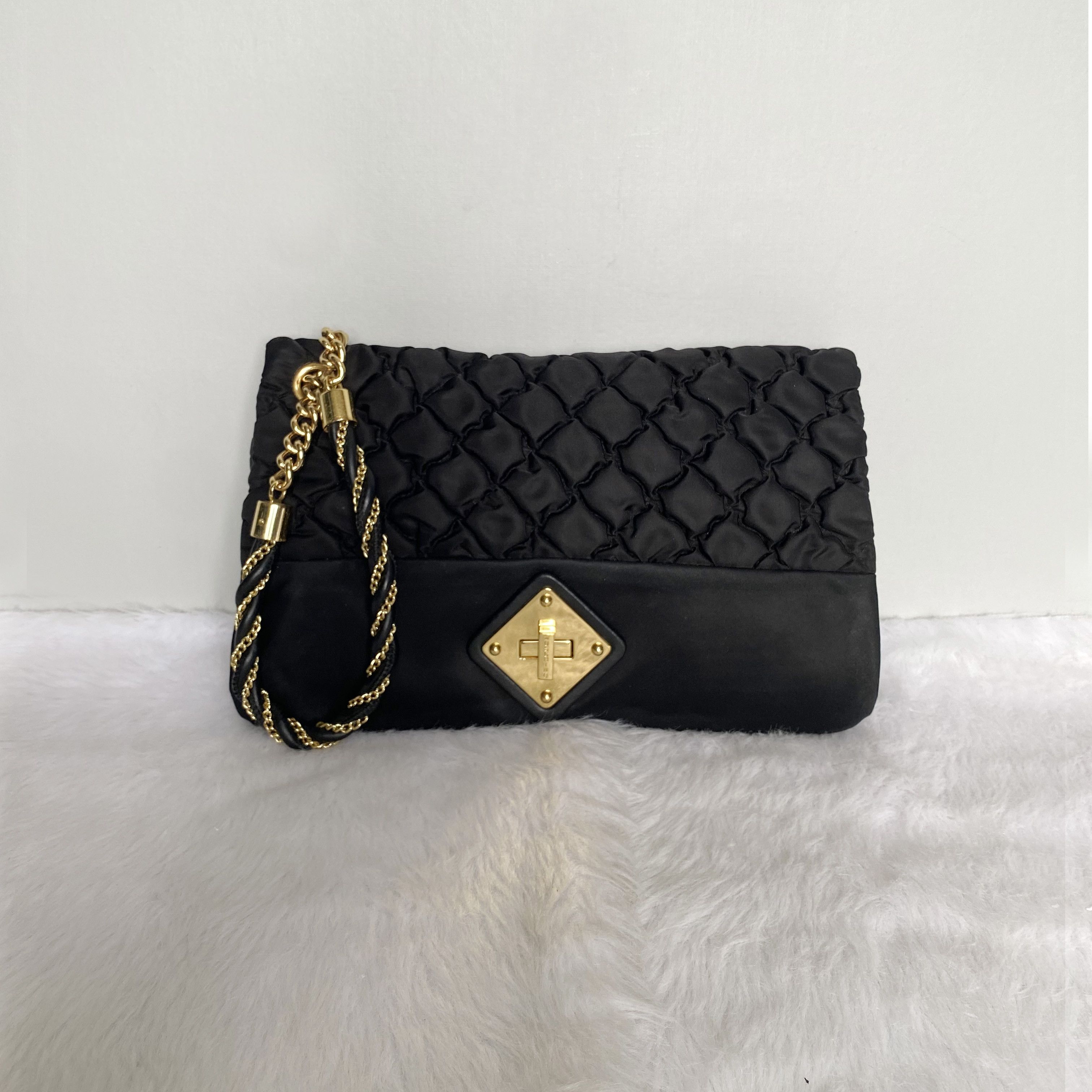 Moschino Black Gold Quilted Nylon Clutch Bag Size ONE SIZE - 1 Thumbnail