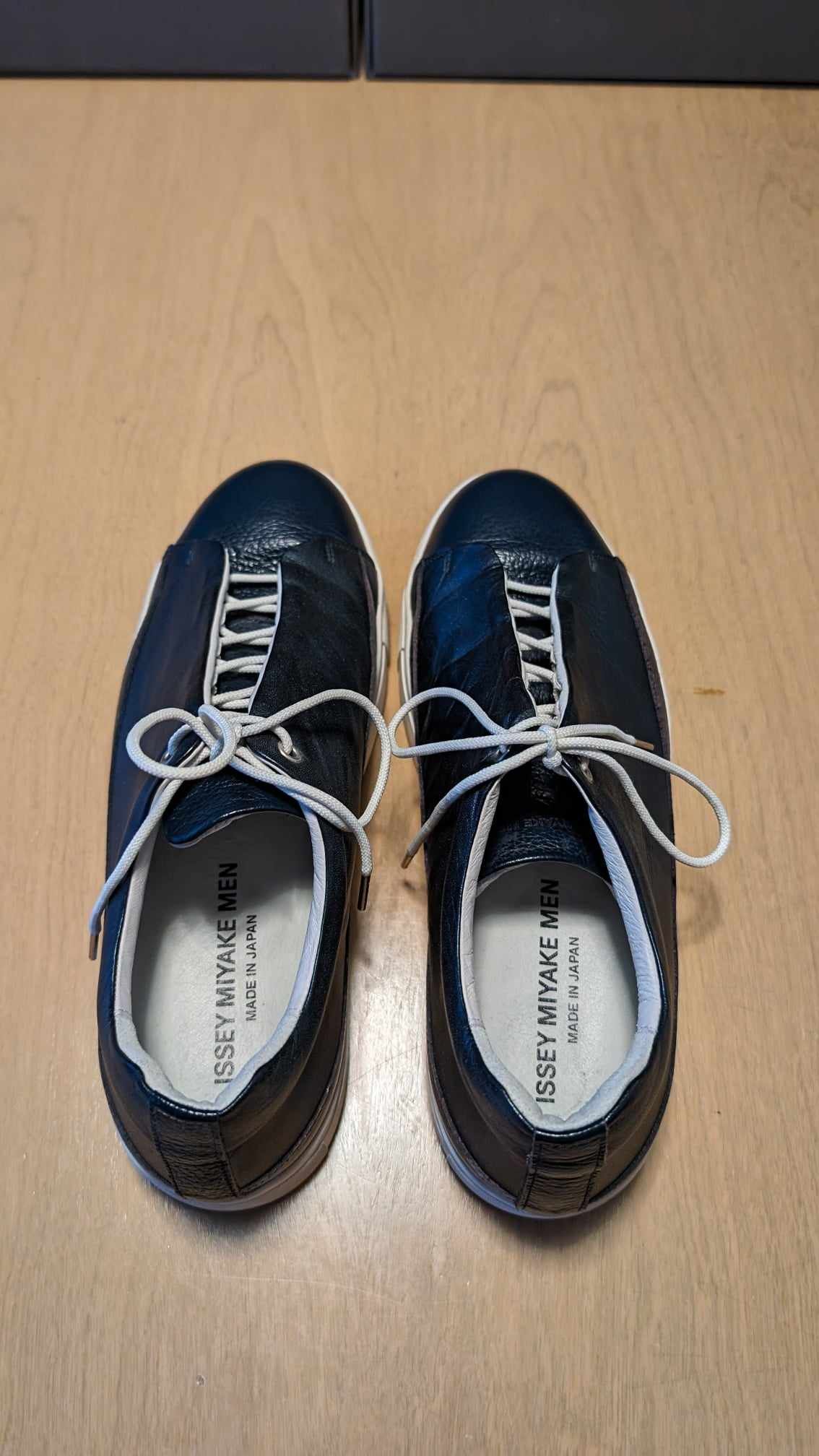 Issey Miyake Issey Miyake Blue metallic sneaker Size US 9 / EU 42 - 4 Thumbnail