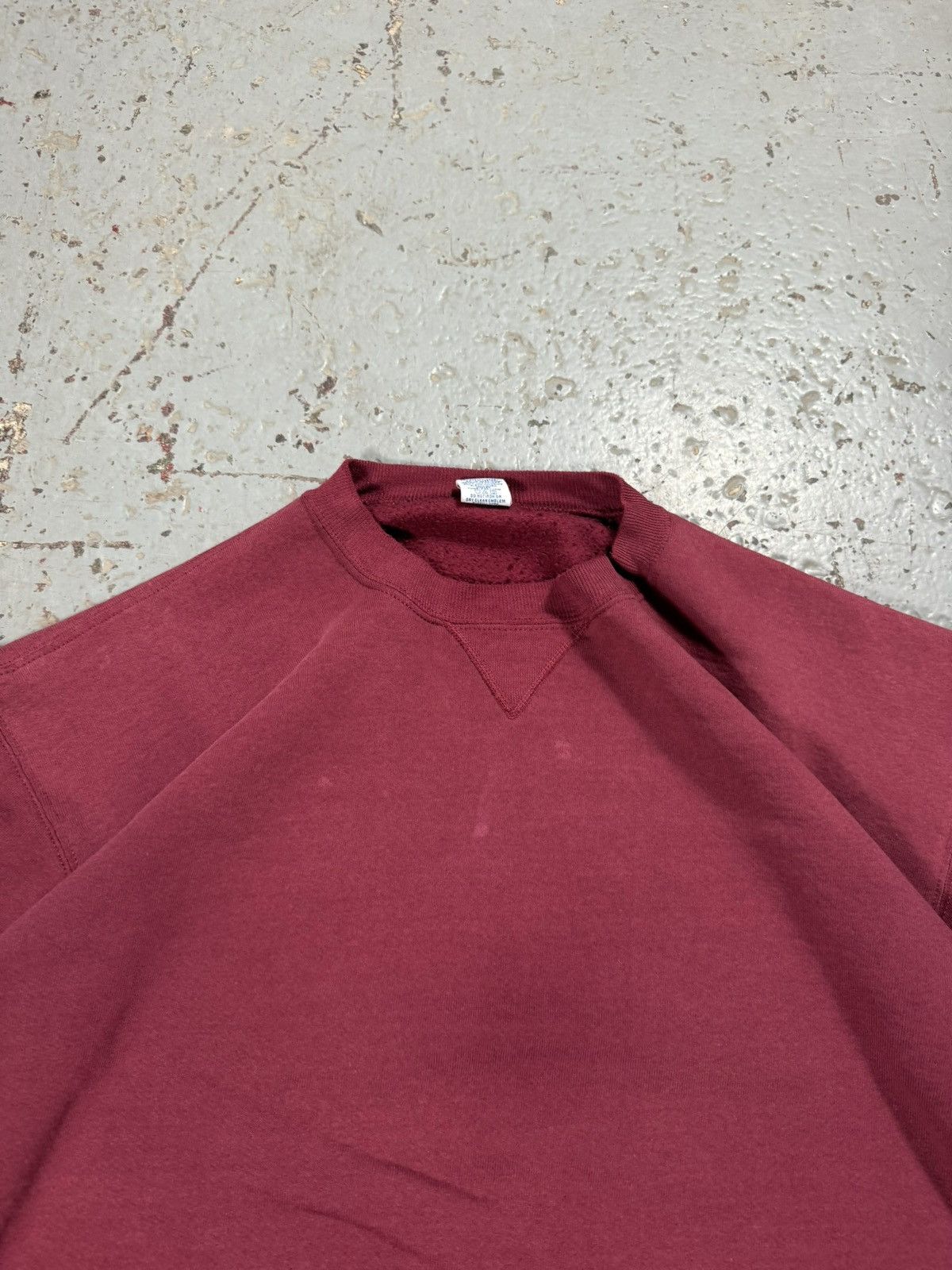 Russell Athletic Vintage Sun Faded Russell Athletic Burgundy Crewneck Sweater Size US L / EU 52-54 / 3 - 4 Thumbnail