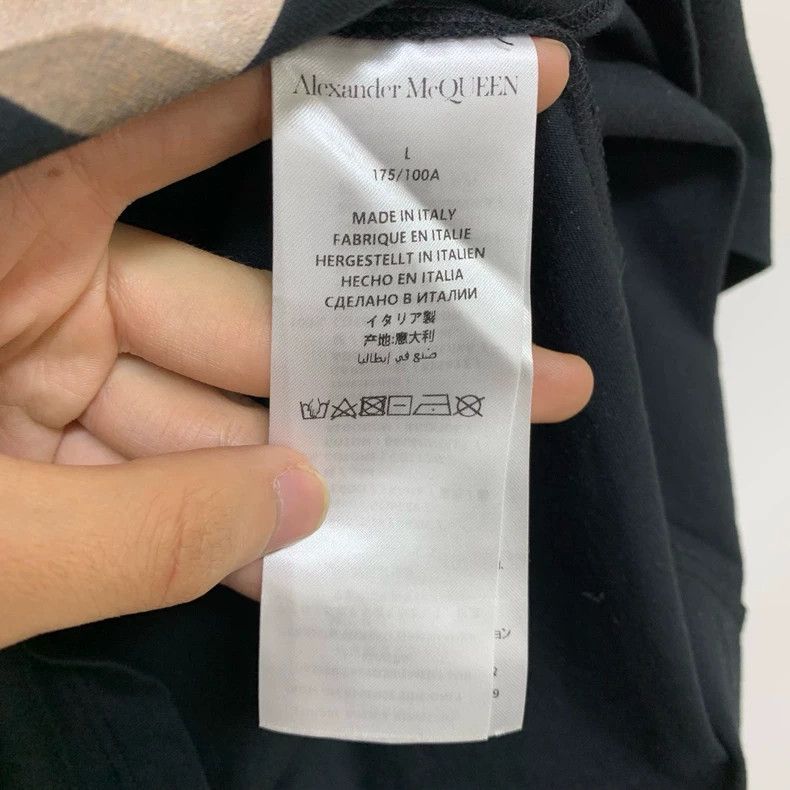 Alexander McQueen Alexander Mcqueen Short-sleeved T-shirt Size US L / EU 52-54 / 3 - 4 Thumbnail