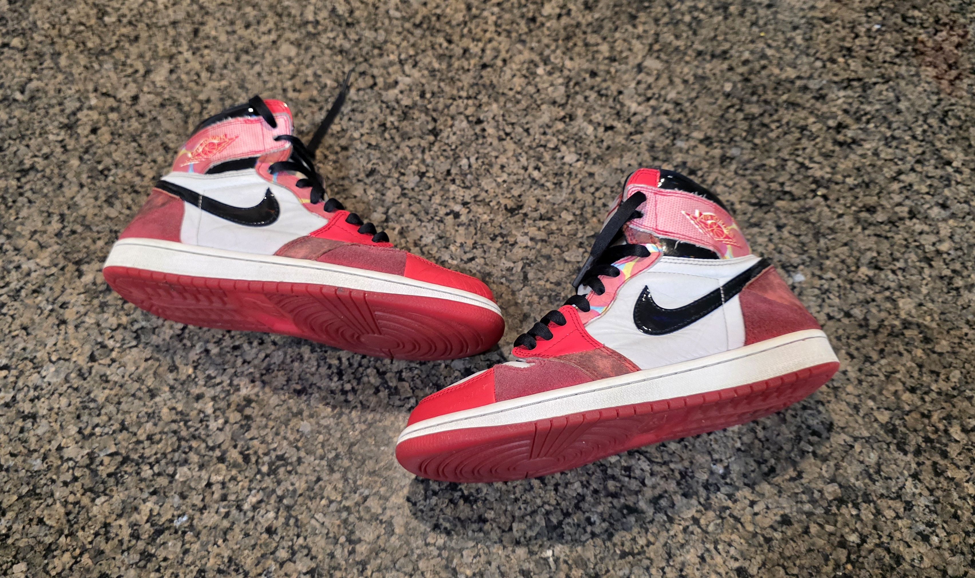 Nike Nike Air Jordan 1 Retro High Spider-Man Next Chapte 8 *BEAT* Size US 8 / EU 41 - 3 Thumbnail