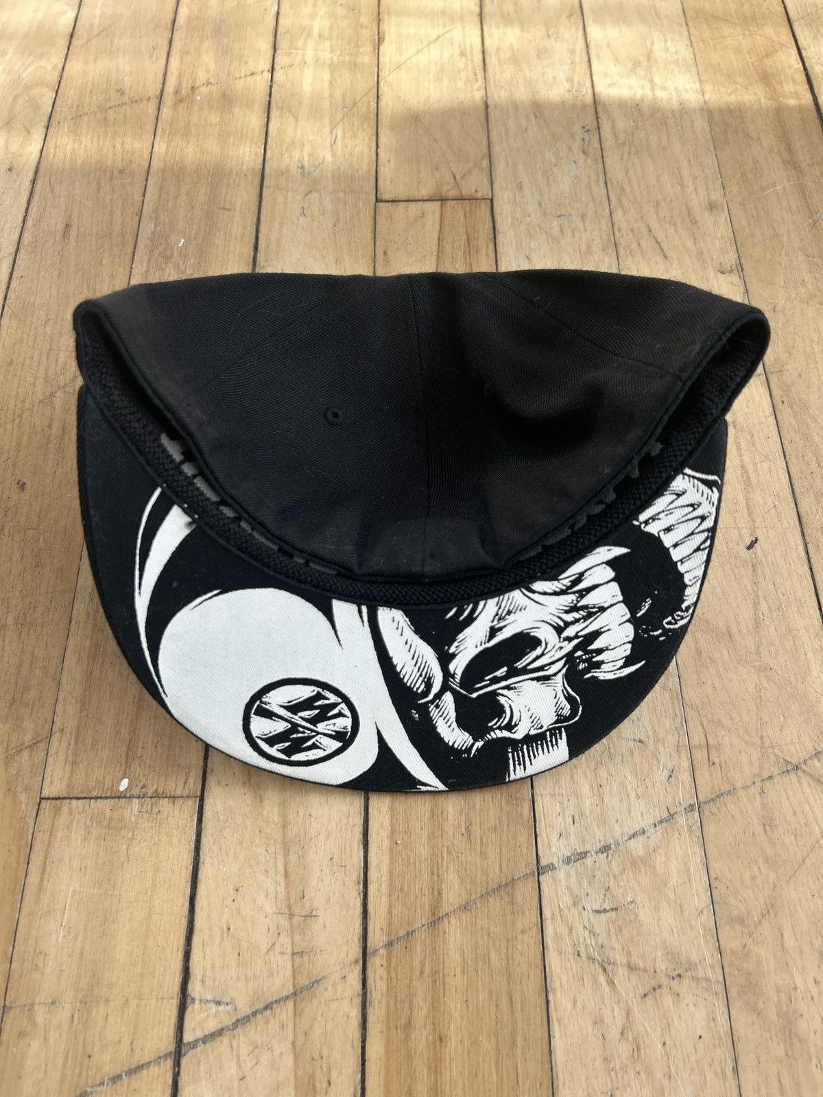 Metal Mulisha Vintage Metal Mulisha Graffiti Logo Fitted Cap Size ONE SIZE - 2 Thumbnail