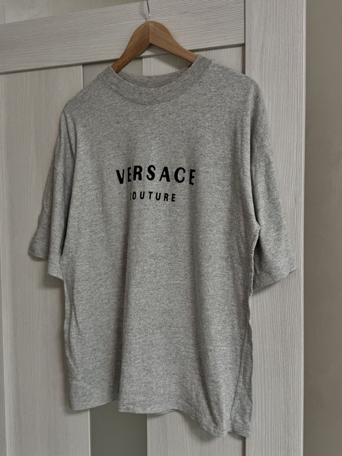 Versace Versace Jeans Couture Vintage tee t-shirt center logo Size US L / EU 52-54 / 3 - 5 Thumbnail