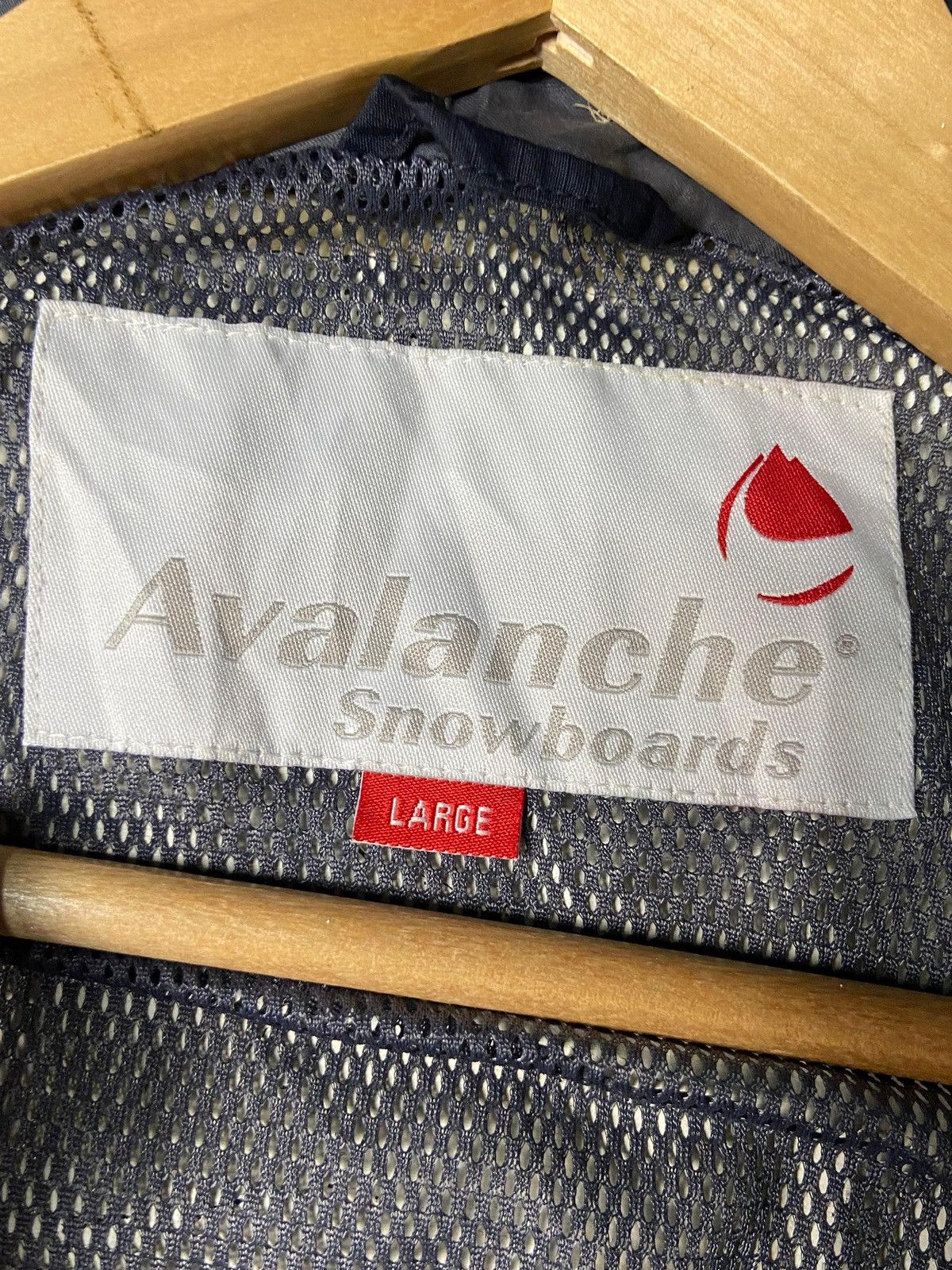 Avalanche Avalanche Snowboards Multi pocket Hooded Jacket (156) Size US L / EU 52-54 / 3 - 10 Thumbnail