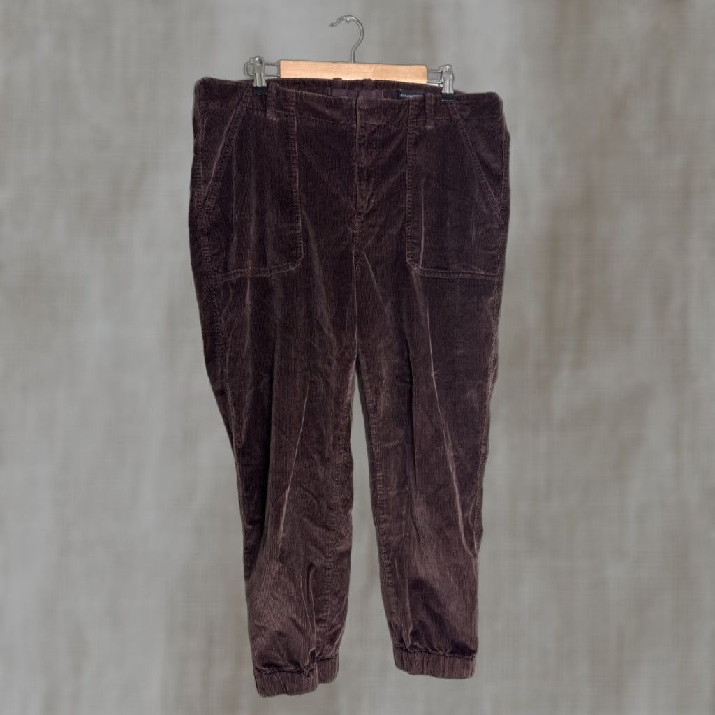 Banana Republic Banana Republic Slim Corduroy Brown Ankle Zip Women's Size 18 Pants User: Banana Republic Slim Corduroy Brown Ankle Zip Women's Size 18 Pants Size 40" / US 18 - 1 Thumbnail