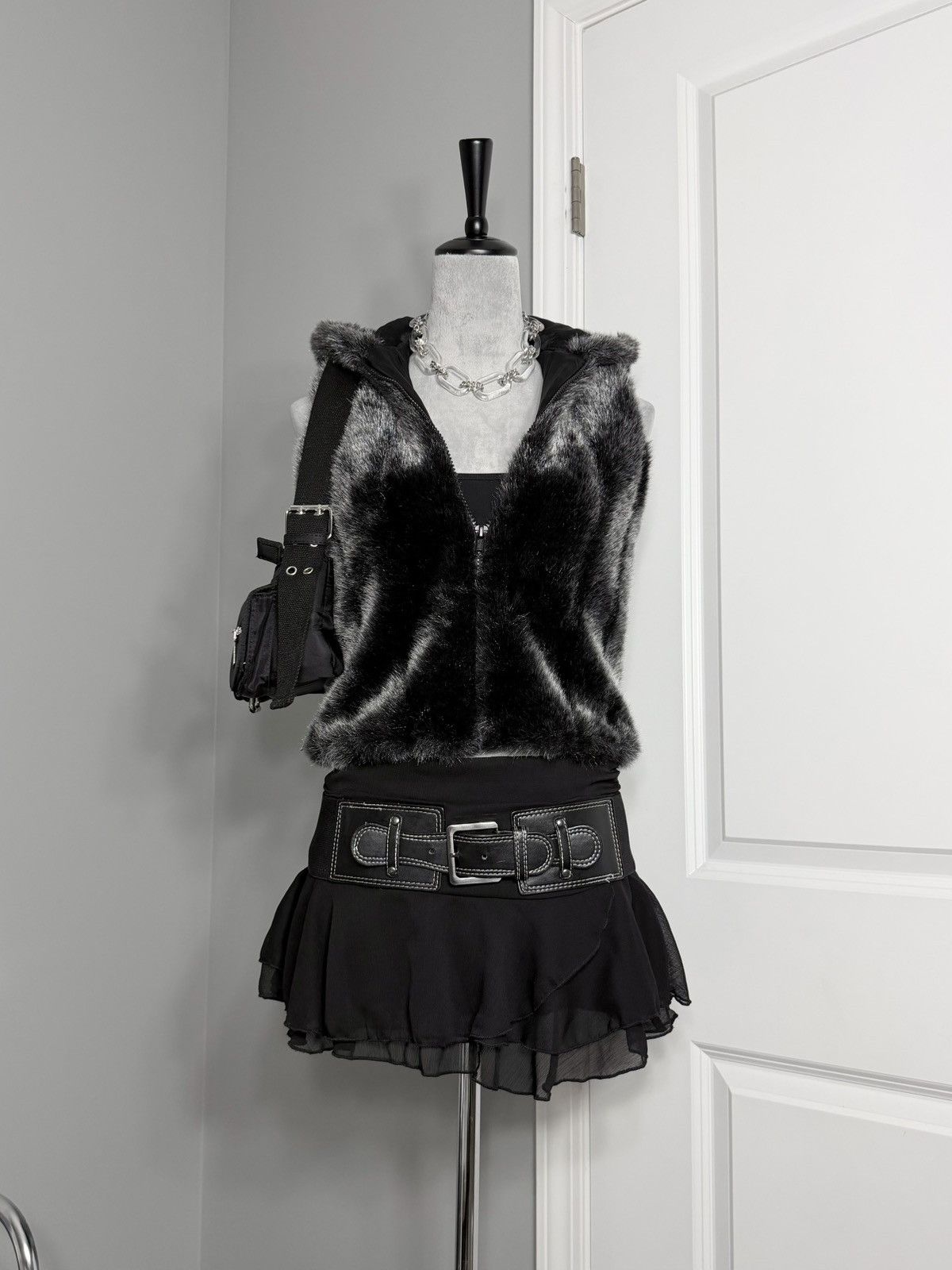Other Vintage Grey Faux Fur Hooded Vest Size S / US 4 / IT 40 - 5 Thumbnail