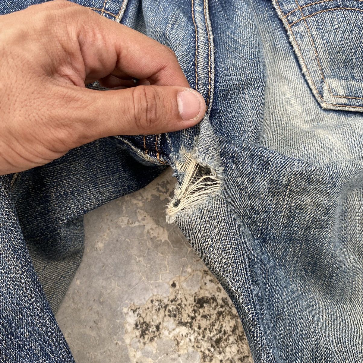 Levi's Vintage Clothing vintage levis 502 ripped denim jeans Size US 29 - 15 Thumbnail