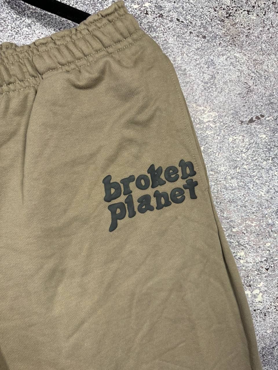 Vintage Broken Planet Basics Sweatpants Joggers Straight Leg Medium Size US 32 / EU 48 - 12 Thumbnail