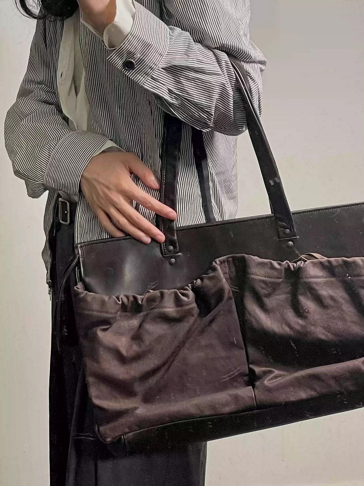 Dries Van Noten Dries Van Noten｜ | external pocket handbag Size ONE SIZE - 1 Thumbnail