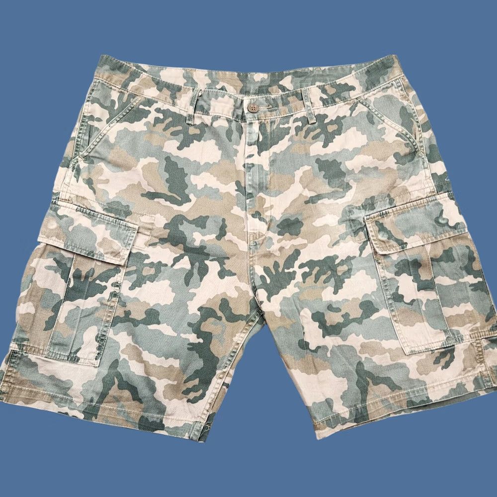 Levi's Levi's Shorts Mens 38 Cargo Camouflage Twill Canvas Cotton Regular Baggy Pockets Cargo Pocket Vintage: No? Size US 38 / EU 54 - 1 Thumbnail