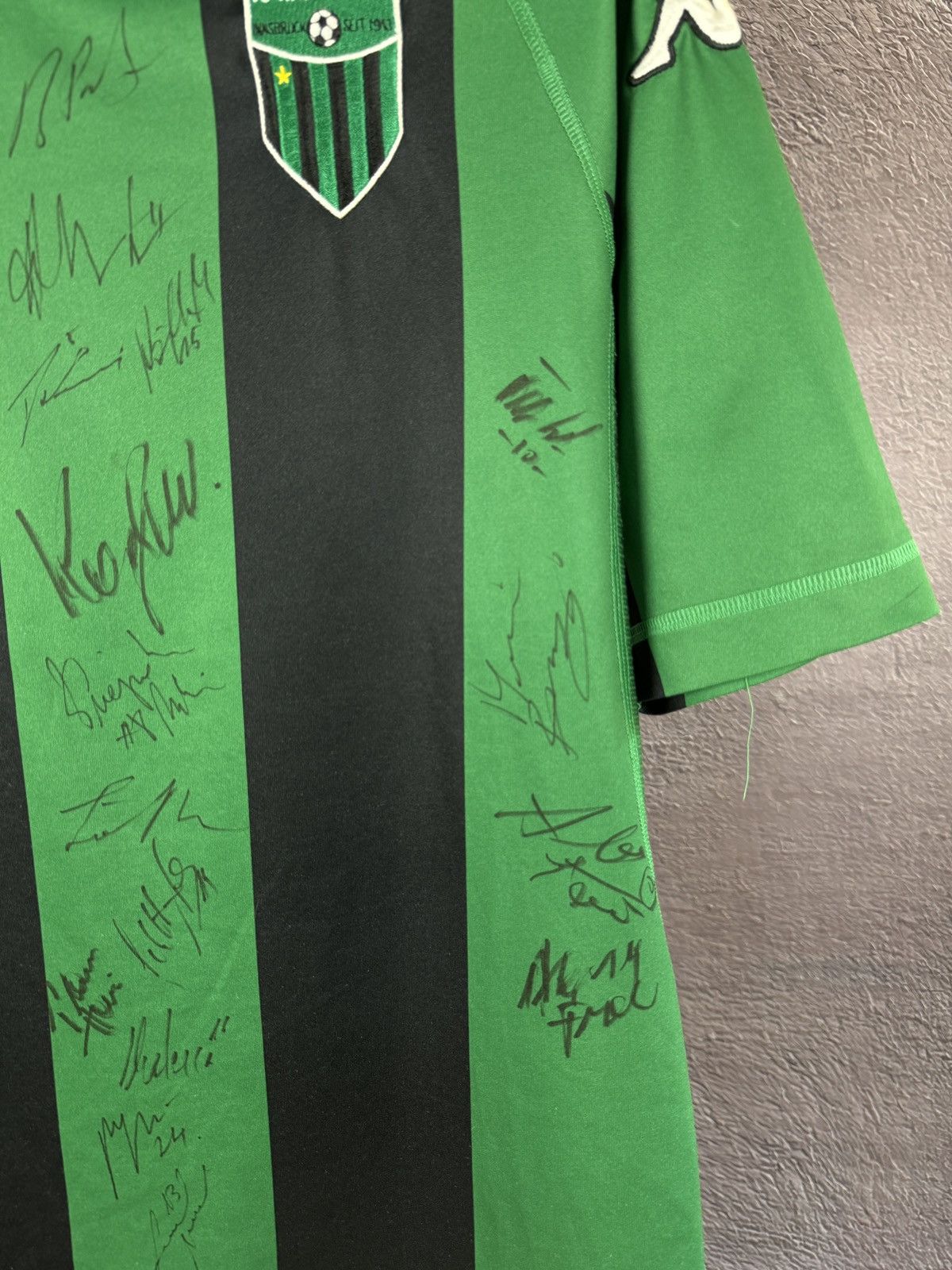 Vintage Nike Wacker Innsbruck 2005/07 #9 Orosz home soccer jersey Size US M / EU 48-50 / 2 - 7 Thumbnail