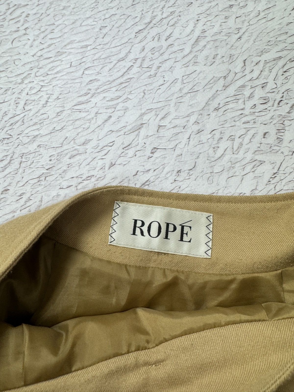 Designer × Japanese Brand Rope Japanese brand Camel beige mini skirt size 36 (S) Size 27" / US 4 / IT 40 - 6 Thumbnail