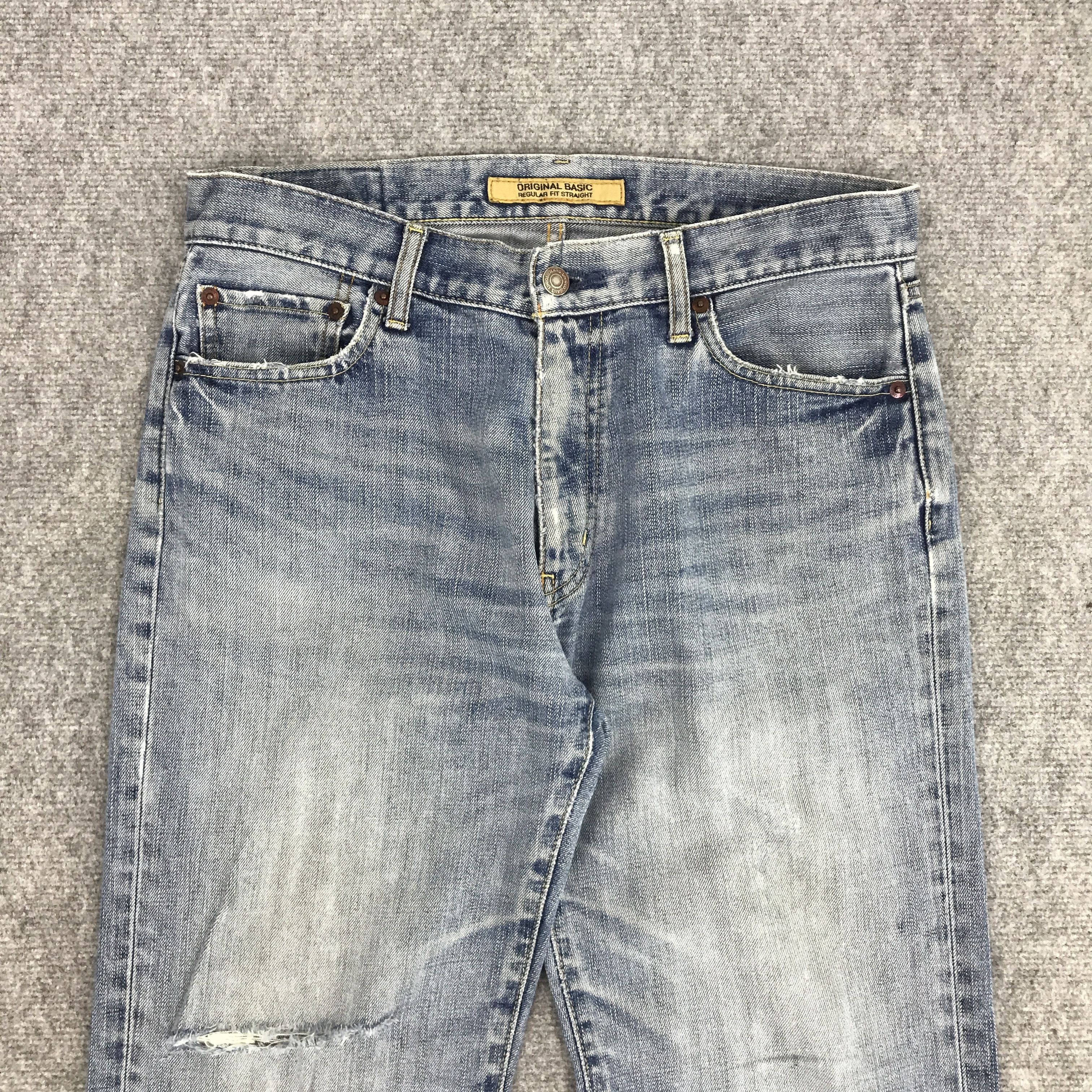 Jun Takahashi × Uniqlo JAPANESE UNIQLO DISTRESSED DENIM JEANS Size US 32 / EU 48 - 3 Thumbnail