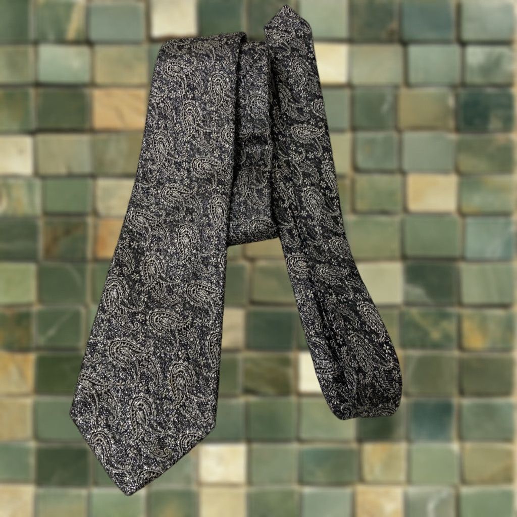 Versace VINTAGE Gianni Versace Paisley Tie Men Silk Made in italy Fashion Designer Classic 57"-60" Silver Mens Size ONE SIZE - 1 Thumbnail
