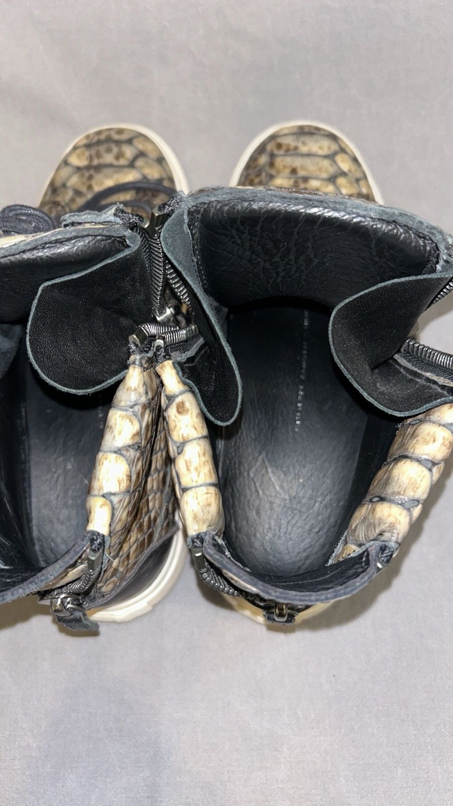 Giuseppe Zanotti Giuseppe Zanotti Python Effect High Top Sneakers Size US 7 / IT 37 - 4 Thumbnail