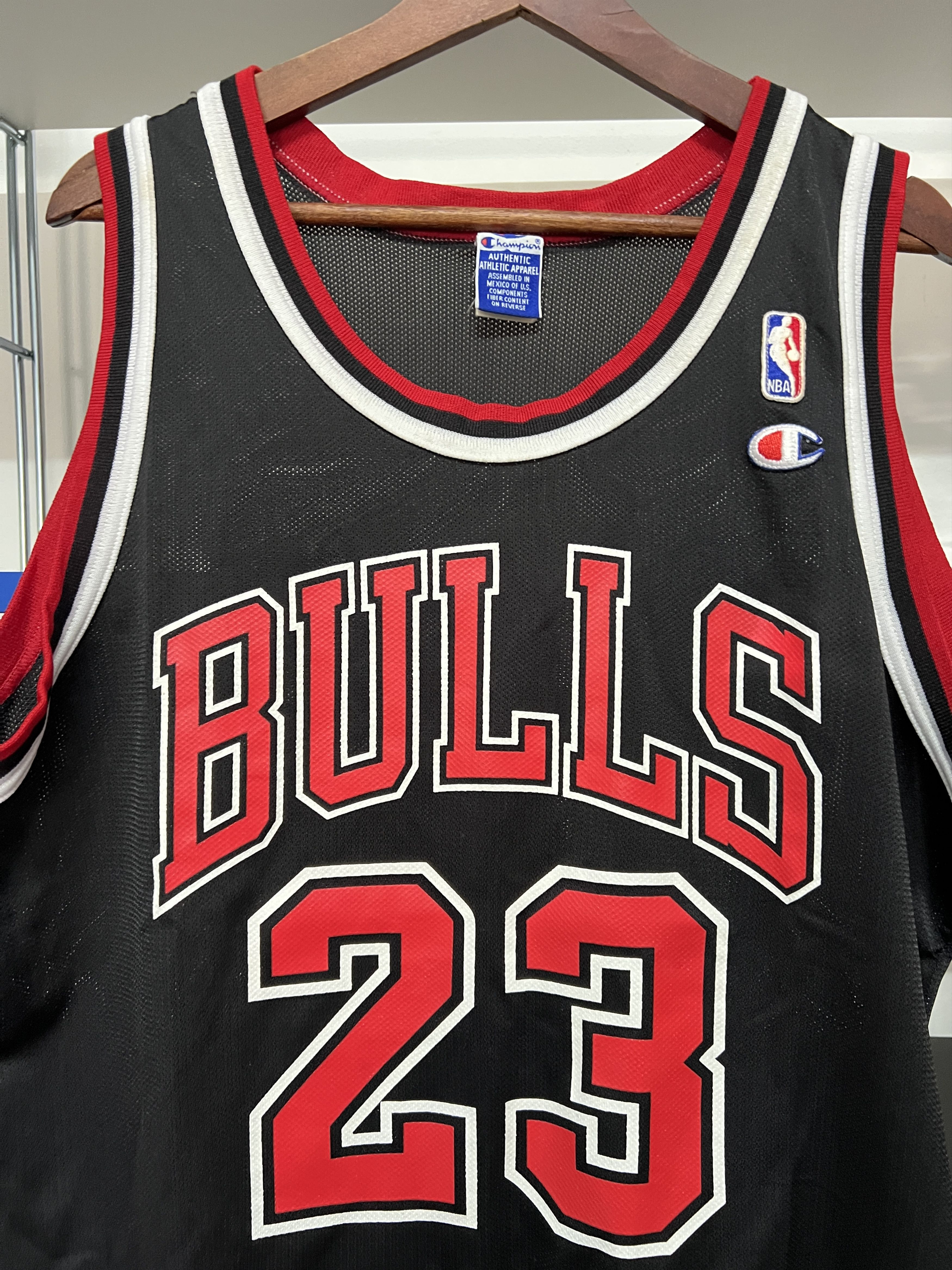 Champion Vintage Michael Jordan Chicago Bulls Jersey Champion 90s NBA Size US L / EU 52-54 / 3 - 4 Thumbnail