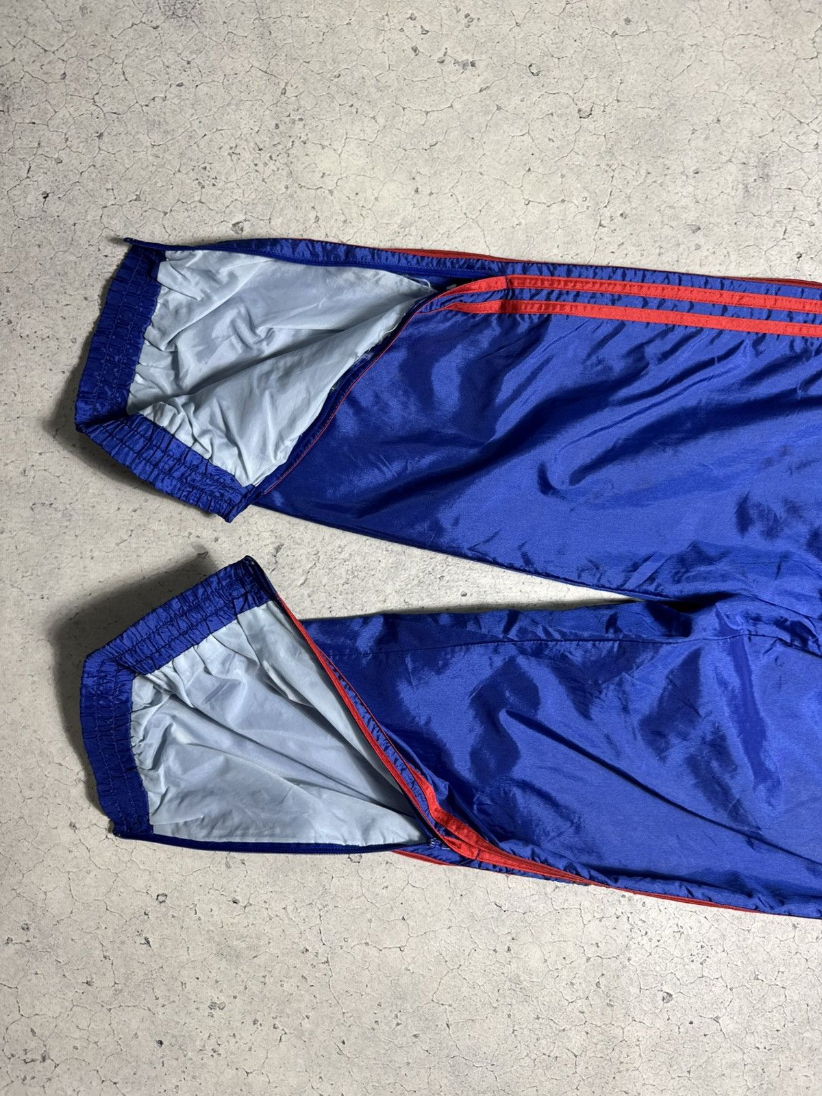 Adidas Adidas Vintage 90’s Nylon Track Suit Jacket & Pants Size M Size US M / EU 48-50 / 2 - 14 Thumbnail