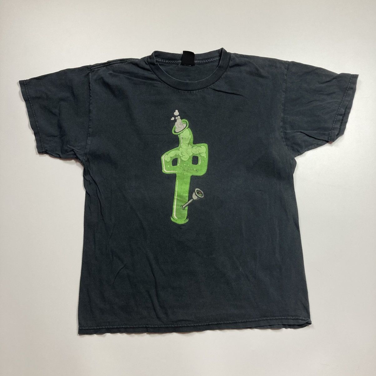 World Industries vintage rds red dragon skateboards canada bong weed tee Size US L / EU 52-54 / 3 - 1 Thumbnail