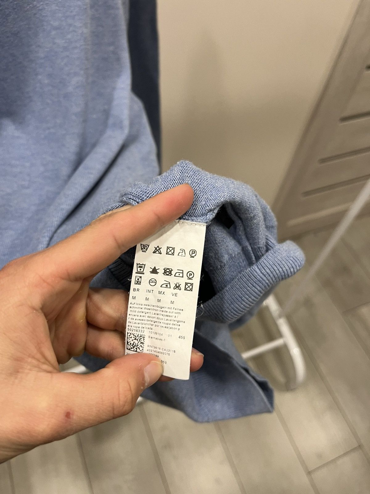 Hugo Boss Vintage 90s Hugo Boss Sweater Classic Blue Light Casual Size US M / EU 48-50 / 2 - 6 Thumbnail