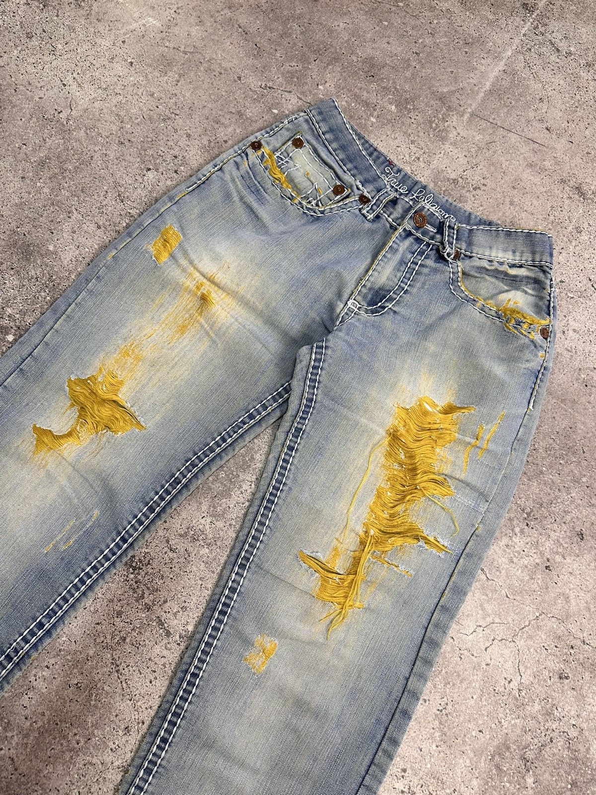 True Religion Vintage USA True Religion Japan Distressed Faded Denim Y2K Size US 31 - 5 Thumbnail