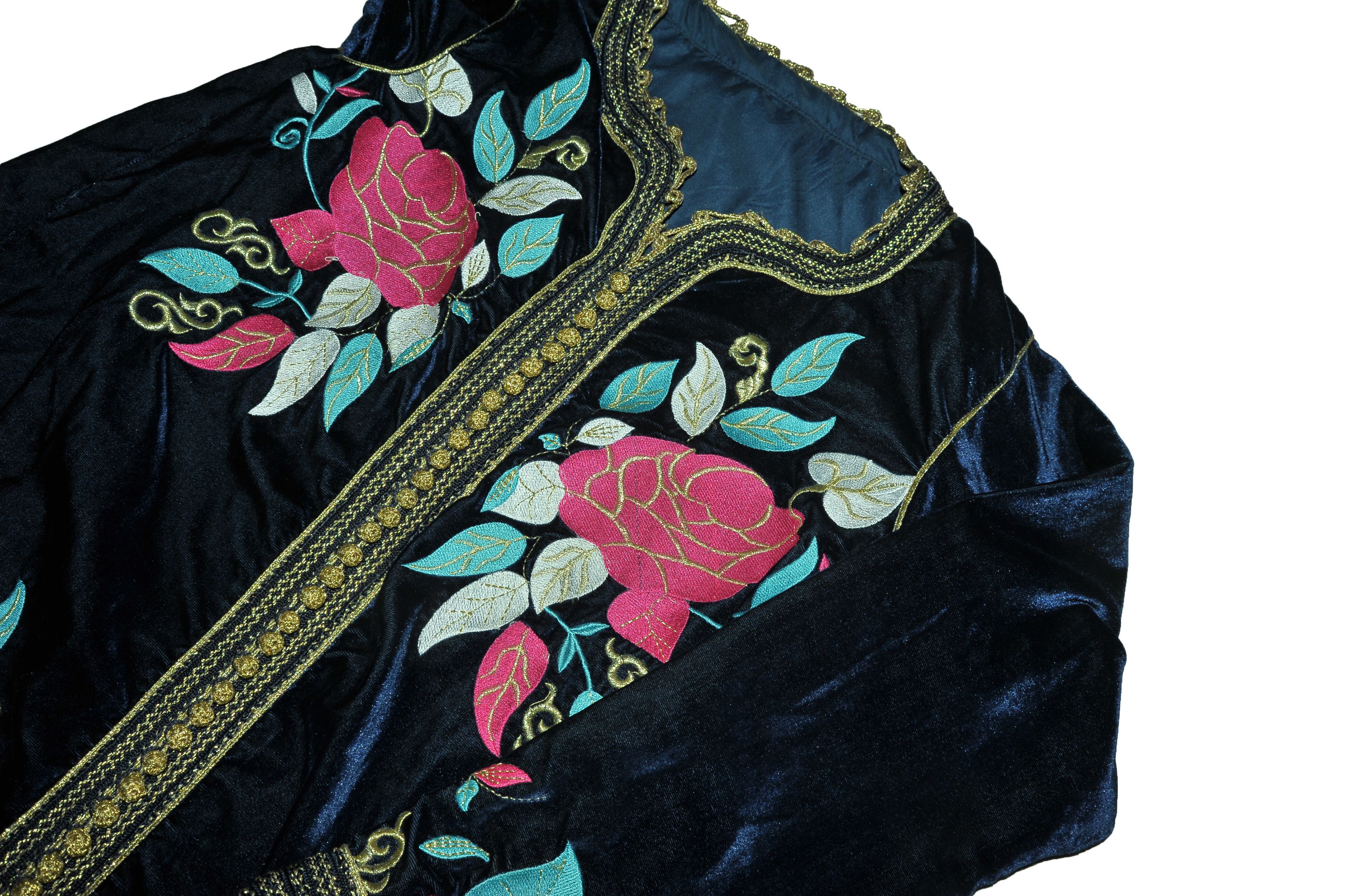 Vintage Vintage Moroccan Handmade Caftan Blue Velvet Flower Design Size M / US 6-8 / IT 42-44 - 3 Thumbnail