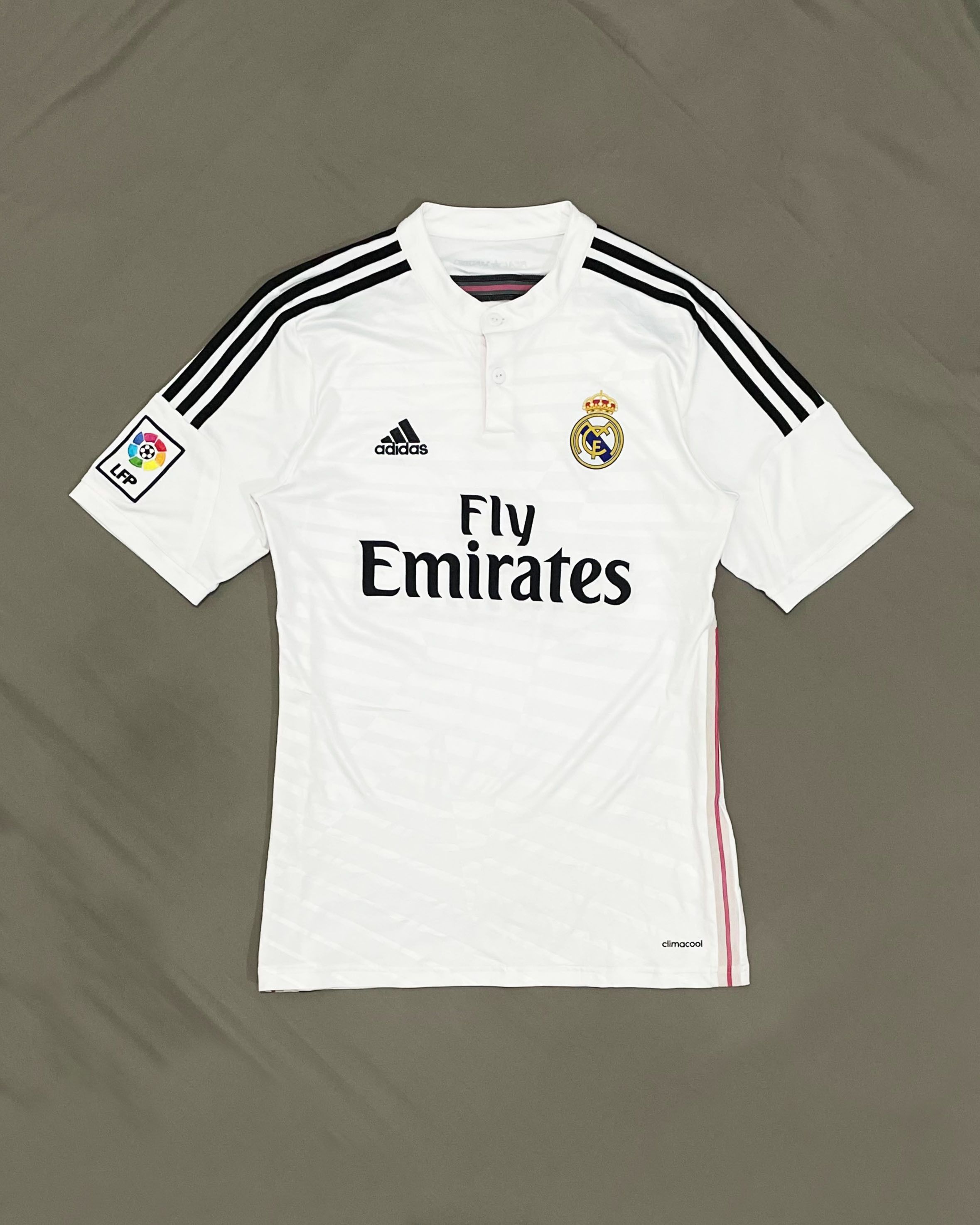 Adidas Real Madrid Home Kit 2014 2015 Size US M / EU 48-50 / 2 - 1 Thumbnail