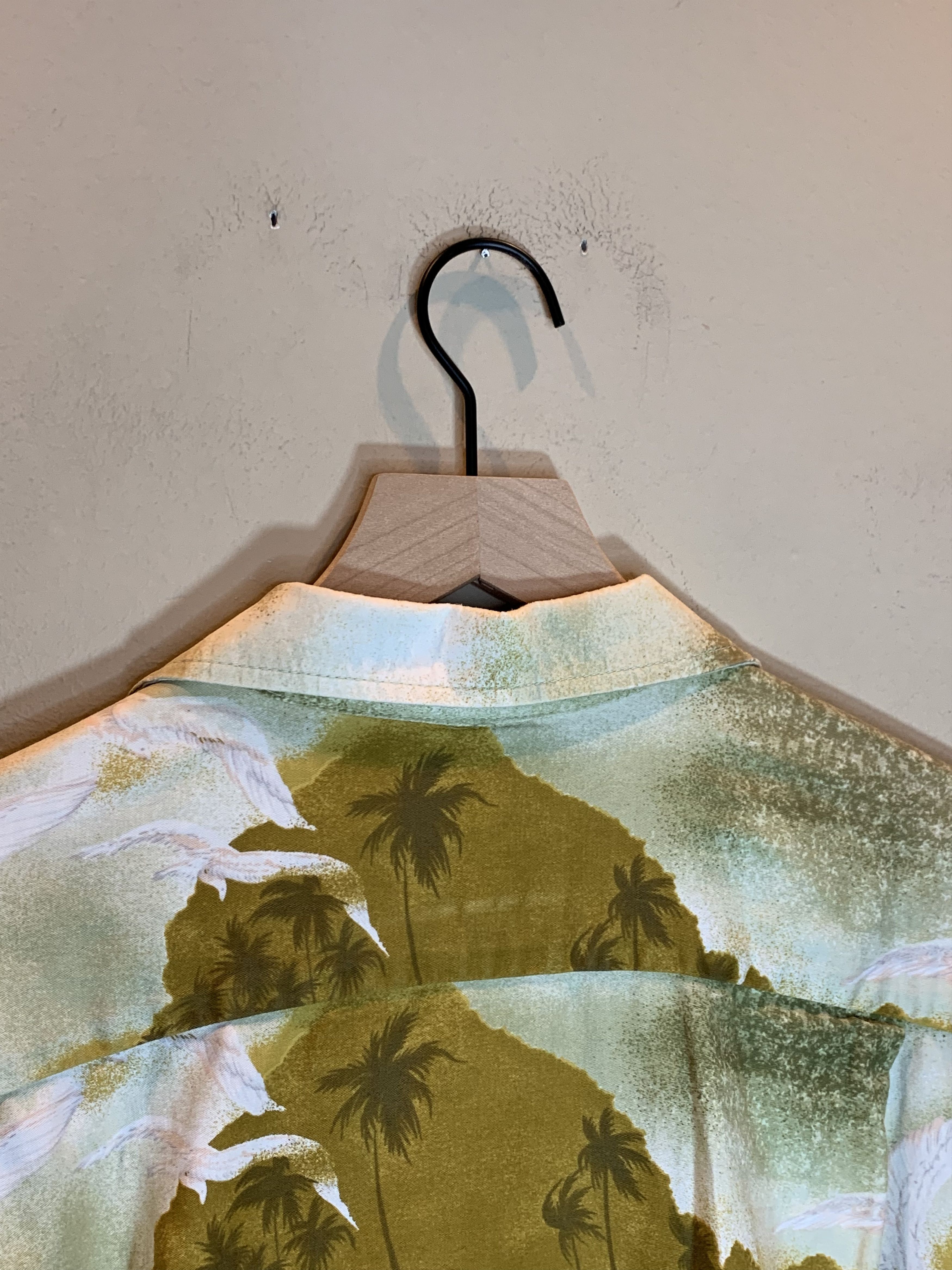Vintage RARE* Vintage Hawaii Surf Art Barefoot Paradise Button Shirt Size US XXL / EU 58 / 5 - 5 Thumbnail