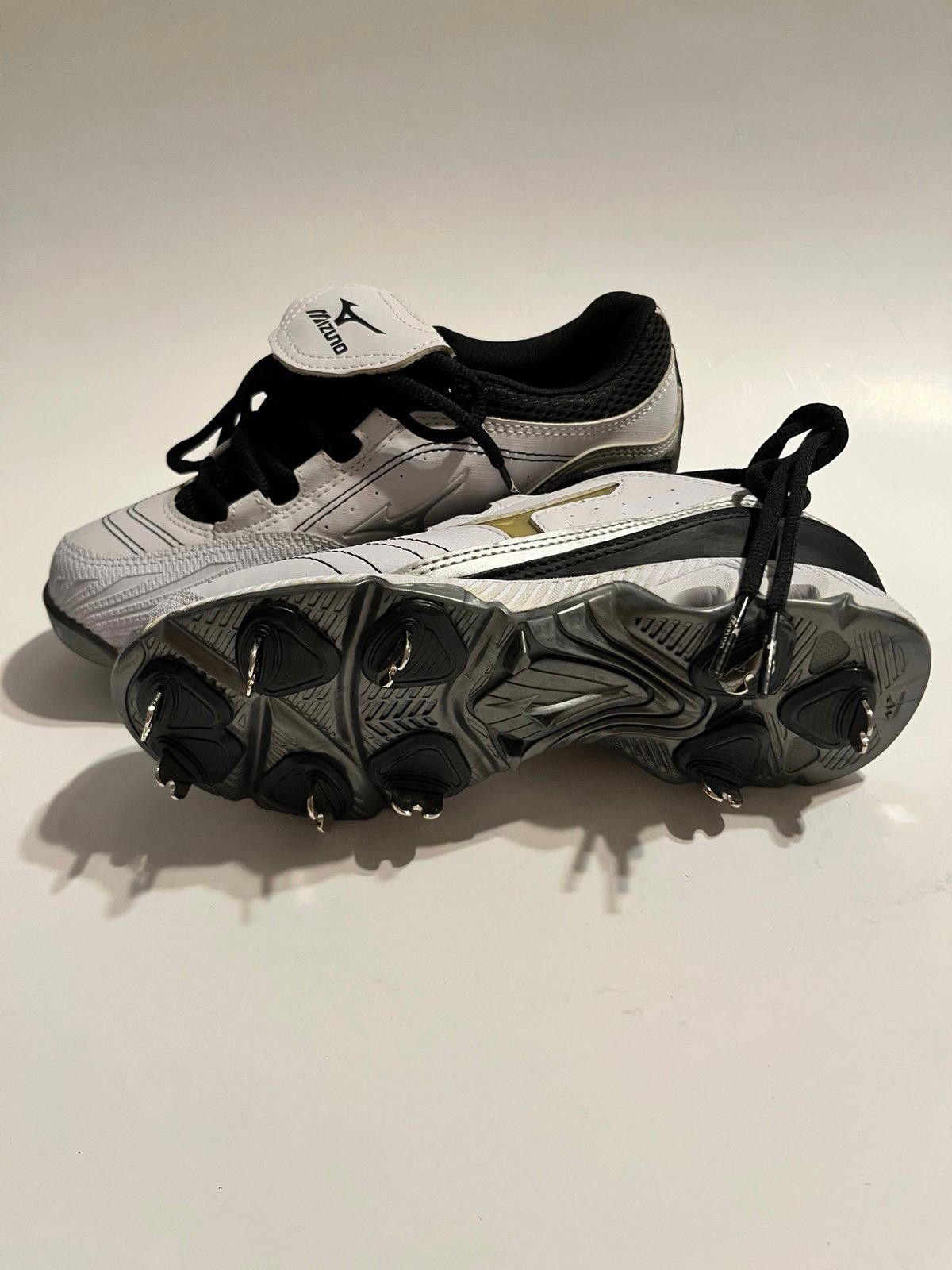 Nike NEW Mizuno SWIFT G2 SWITCH Softball Cleats SZ W5 Women’s Size ONE SIZE - 5 Thumbnail