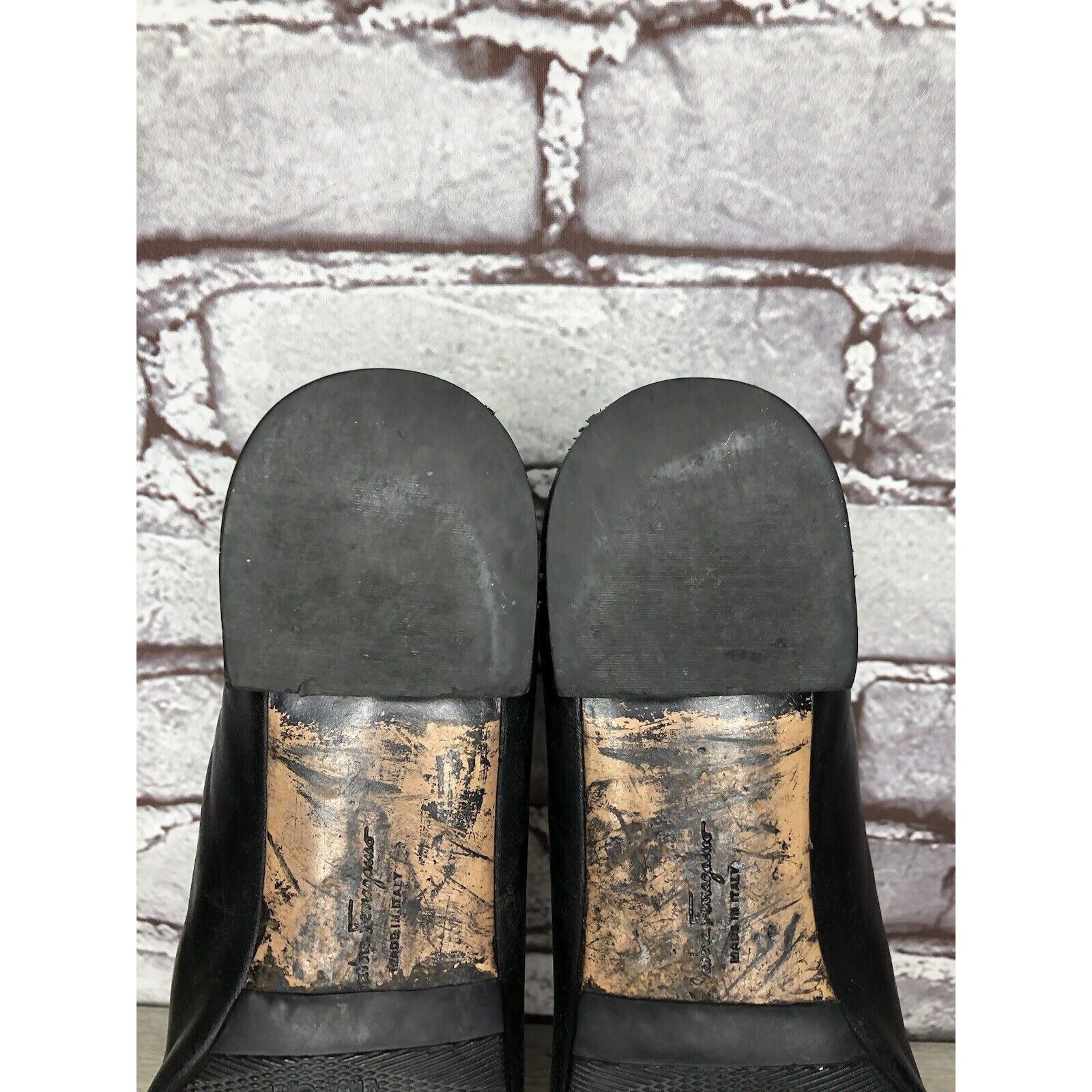 Salvatore Ferragamo Salvatore Ferragamo Black Leather Logo Slip On Loafer Shoes Size US 6 / IT 36 - 8 Thumbnail