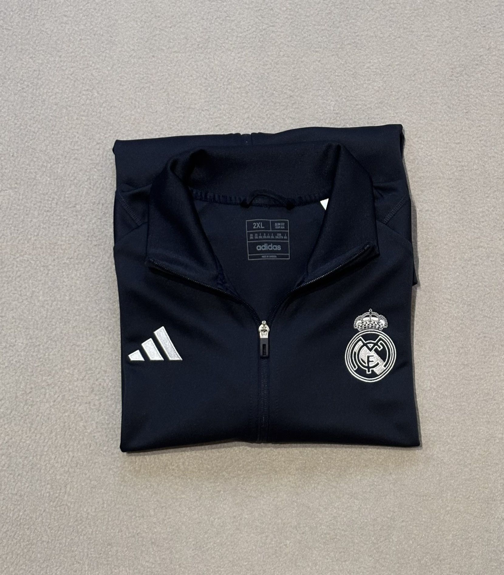 Adidas Real Madrid 2023/2024 Adidas Football Sweatshirt size 2XL Size US XXL / EU 58 / 5 - 20 Thumbnail