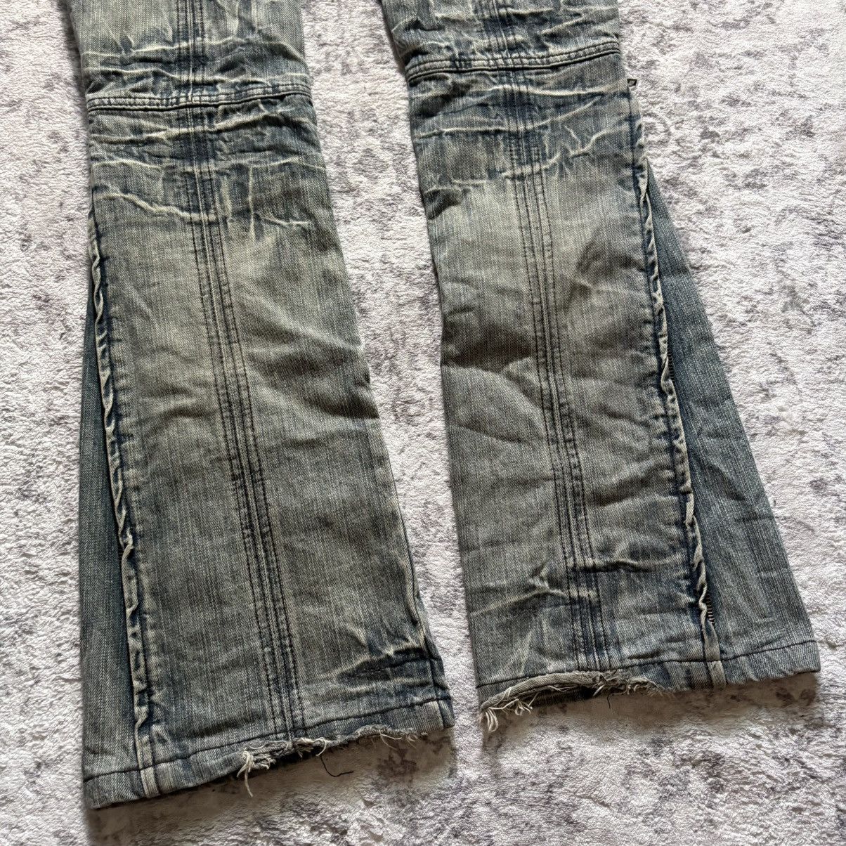 Tornado Mart Tornado Mart Buttoned Studded Flared Denim Jeans Blue | S Size US 30 / EU 46 - 9 Thumbnail