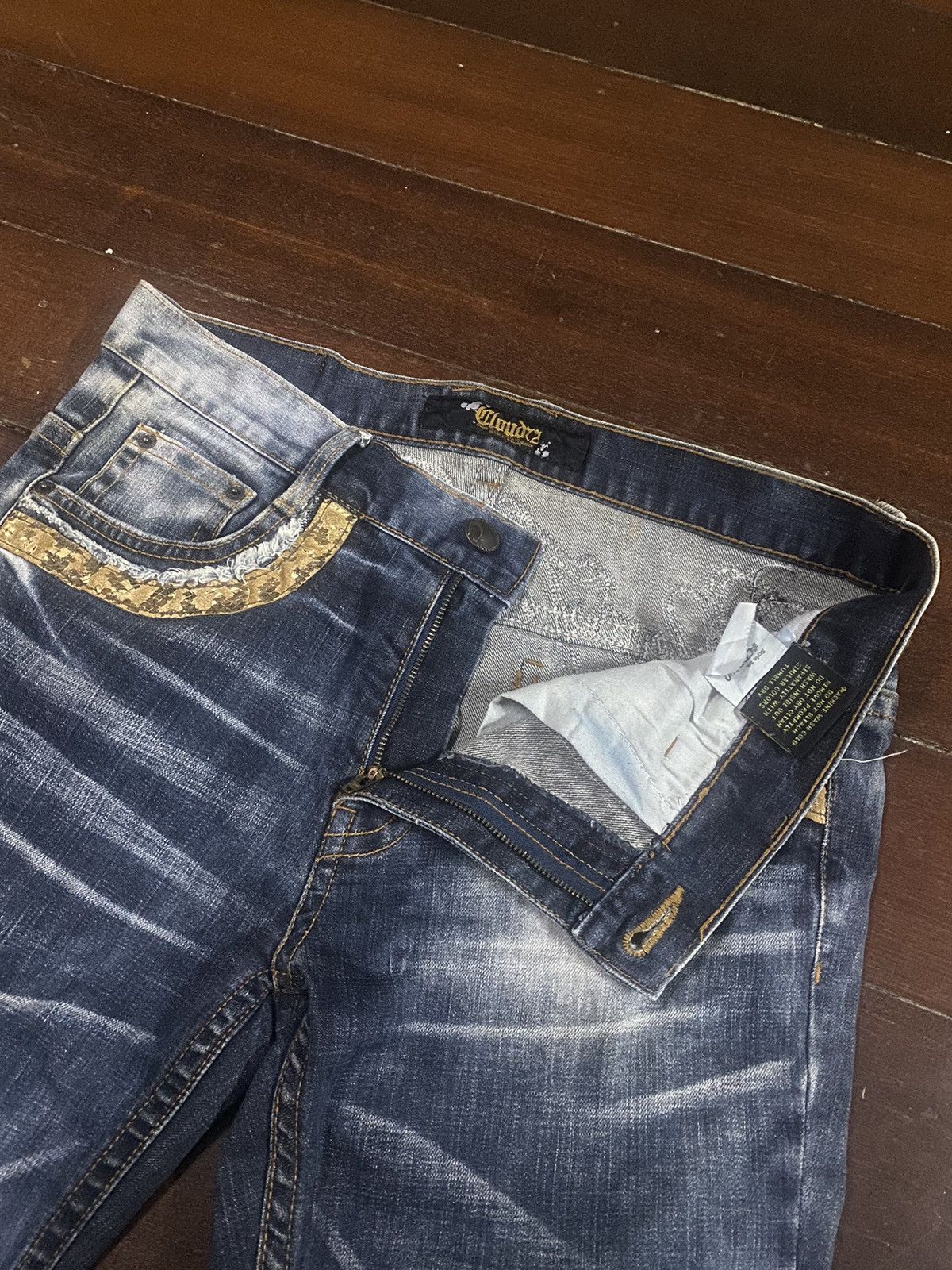 If Six Was Nine Rare Cloud 72 tribal flared jeans clawmark distressed Size US 35 - 16 Thumbnail