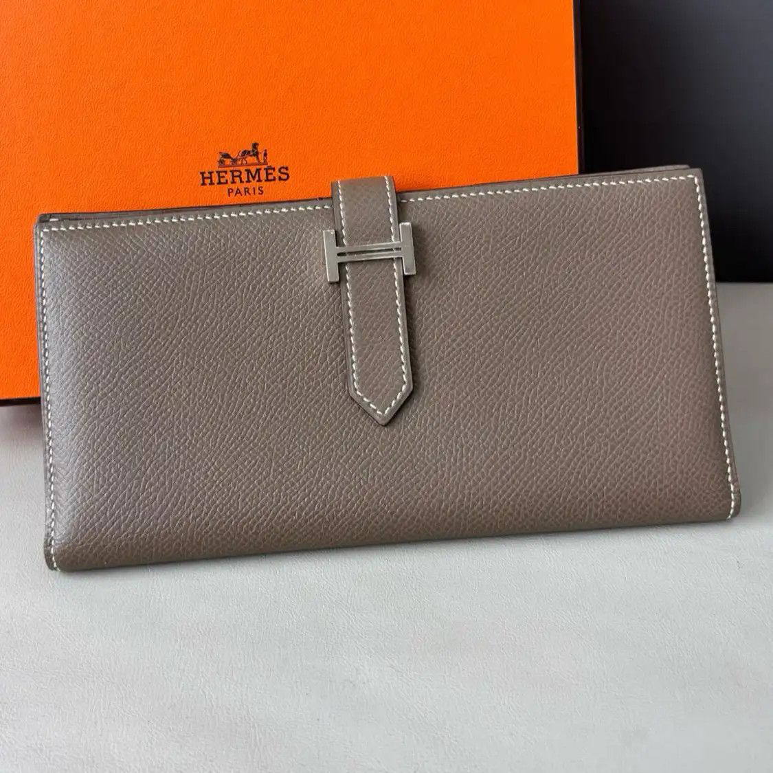 Hermes Hermes Bearn Medium Etoupe Epsom cowhide leather wallet silver hardware C Size ONE SIZE - 1 Thumbnail