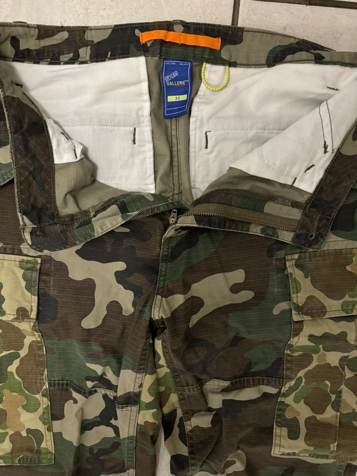 Other × Vintage OP//ED Gallerie Camo Cargo Pants Size US 30 / EU 46 - 2 Thumbnail