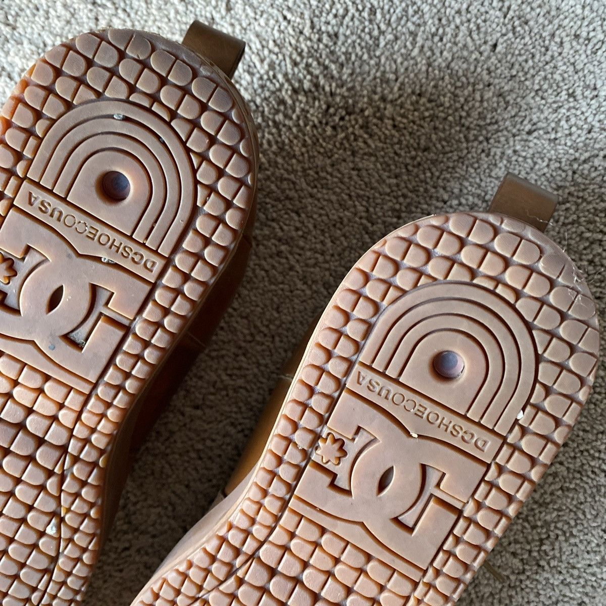 Buscemi × DC Buscemi x DC Lynx Size US 11 / EU 44 - 13 Thumbnail
