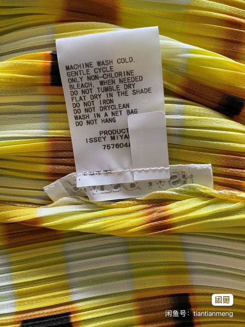 Issey Miyake issey miyake size:3 Yellow watermelon pleated dress Size XXS / US 00 / IT 34 - 5 Thumbnail