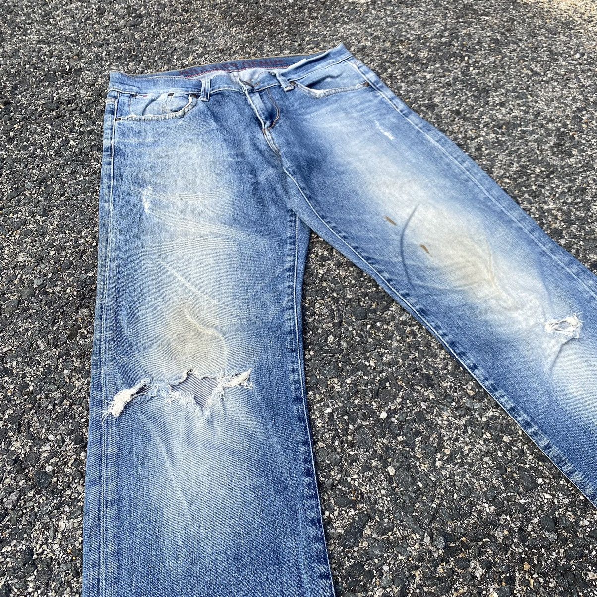 Tommy Hilfiger Tommy Hilfiger Denim Distressed Jeans Size US 30 / EU 46 - 6 Thumbnail