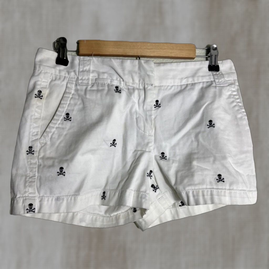 J.Crew J.CREW Shorts Womens Size 2 City Fit Chino White & Black Skull Crossbones 100% Cotton Mens Womens Size 26" / US 2 / IT 38 - 1 Thumbnail