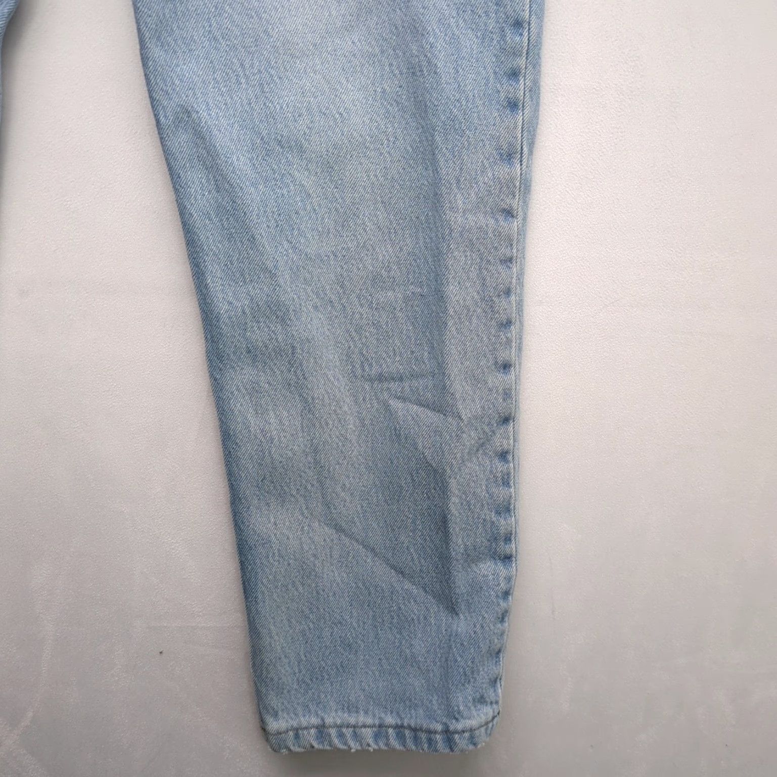 Lands' End VTG Lands End Jeans Men's 34x28 Blue Light Wash Relaxed Straight Leg Jeans USA Regular Slim 5-Pocket Denim Cotton Belt Loops Buttons Mens Size US 34 / EU 50 - 7 Thumbnail