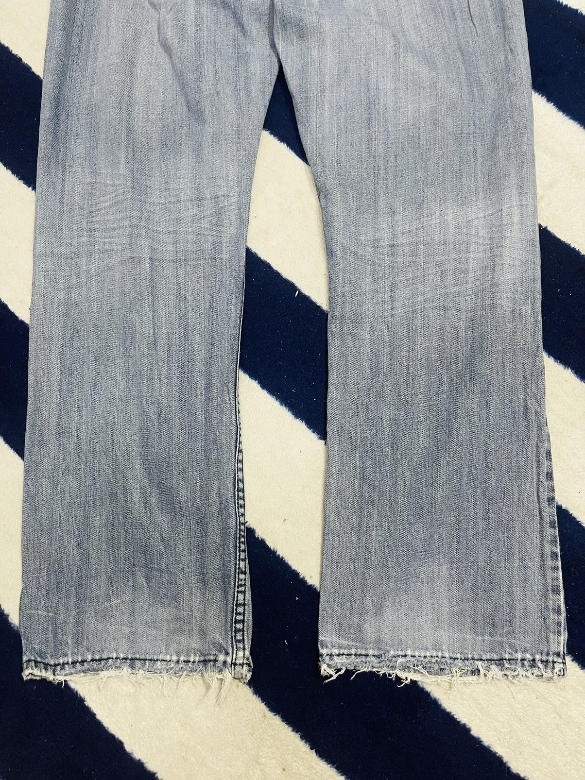 Japanese Brand Flypaper Straight Cut Distressed Jeans (16) Size US 34 / EU 50 - 6 Thumbnail