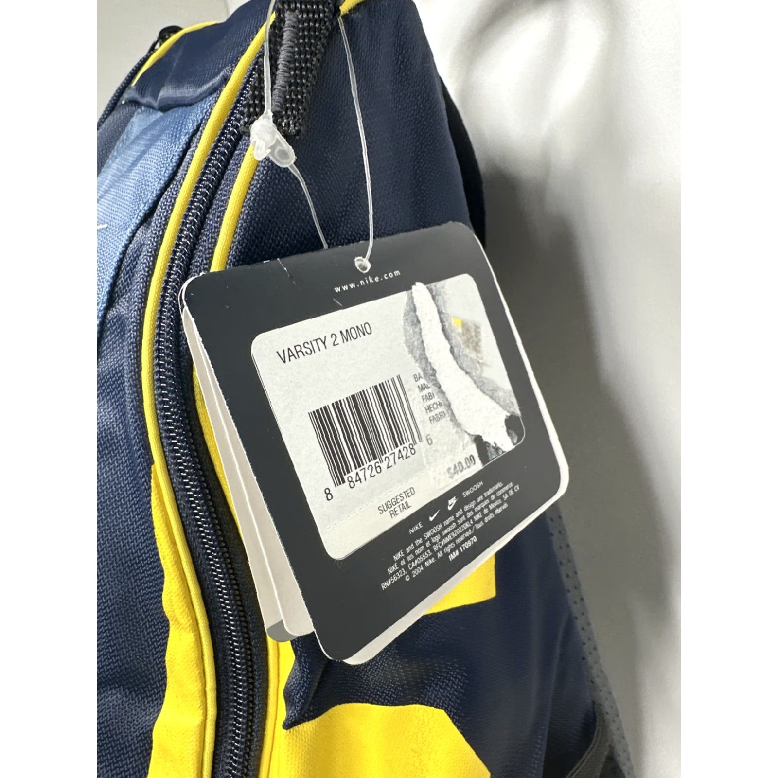 Nike VINTAGE Nike Air Varsity Mono 21 liter Backpack Unisex Adults Blue Mens Womens Boys Girls 2004 New Old Stock w/Tags Size ONE SIZE - 3 Thumbnail