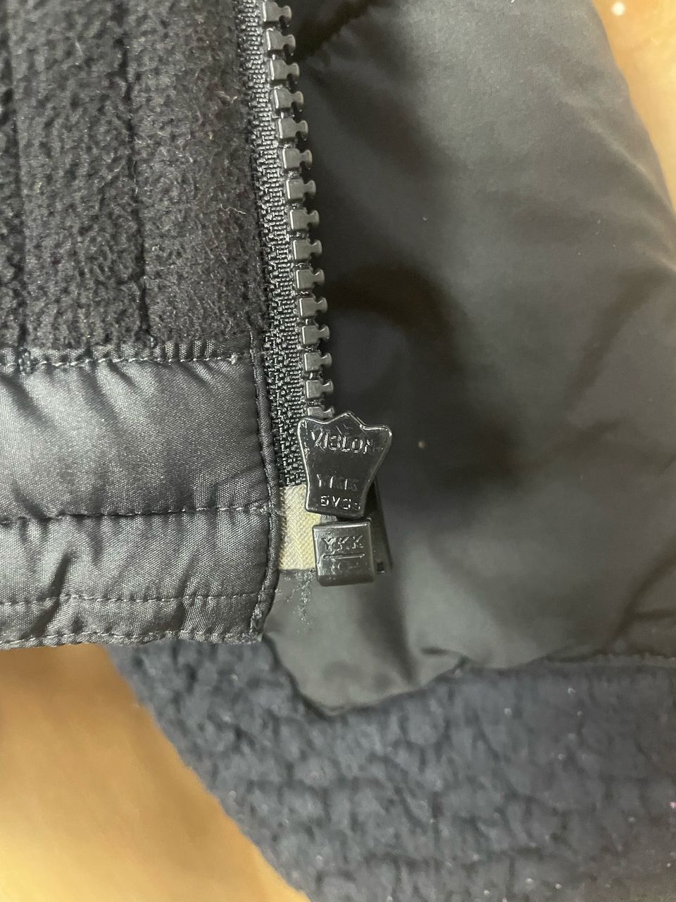 Jun Takahashi × Undercover × Uniqlo Uniqlo x Undercover by Jun Takahashi Fleece Jacket Size US M / EU 48-50 / 2 - 8 Thumbnail