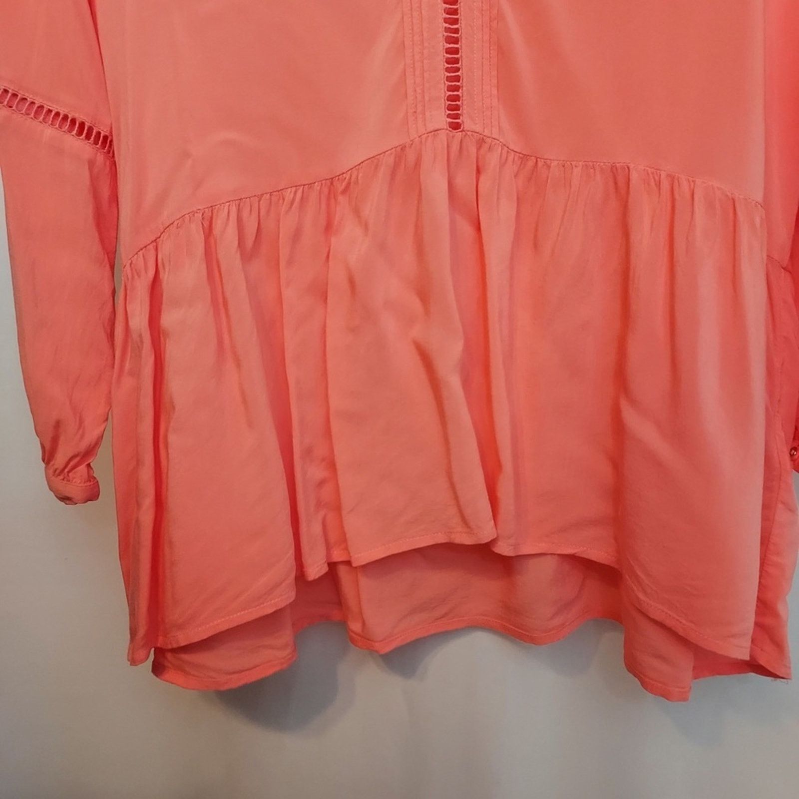 Calvin Klein Calvin Klein Jeans Coral Pink Orange Eyelet Tunic Blouse Top Size M / US 6-8 / IT 42-44 - 5 Thumbnail