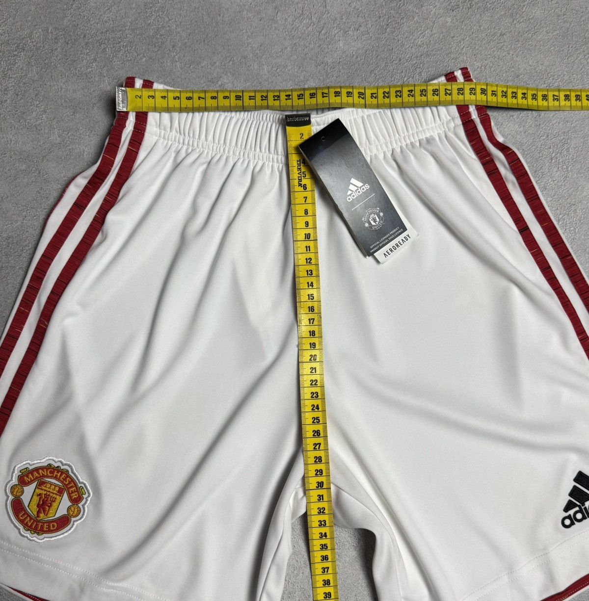Other Manchester United 2020 2021 Home Football Shorts Adidas Size US 30 / EU 46 - 16 Thumbnail