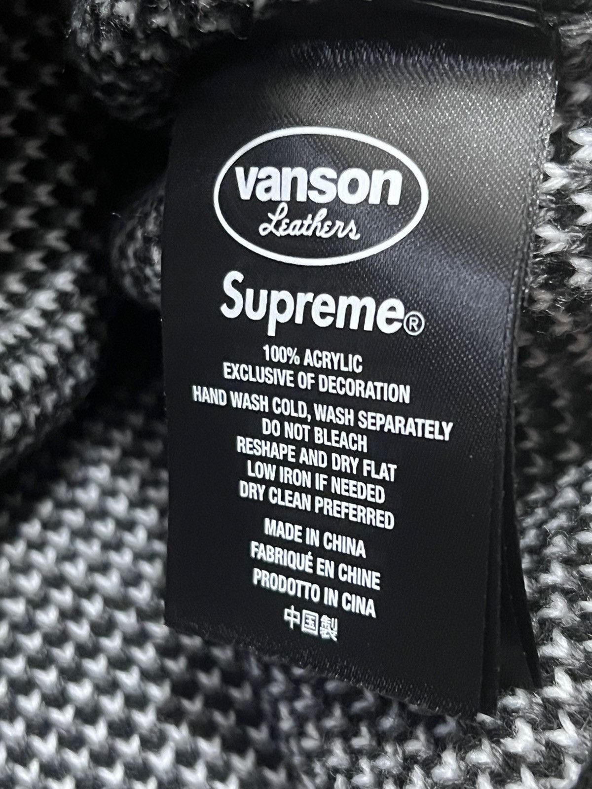 Supreme Supreme Vanson Spiderman Crewneck Sweater Size US XL / EU 56 / 4 - 4 Thumbnail