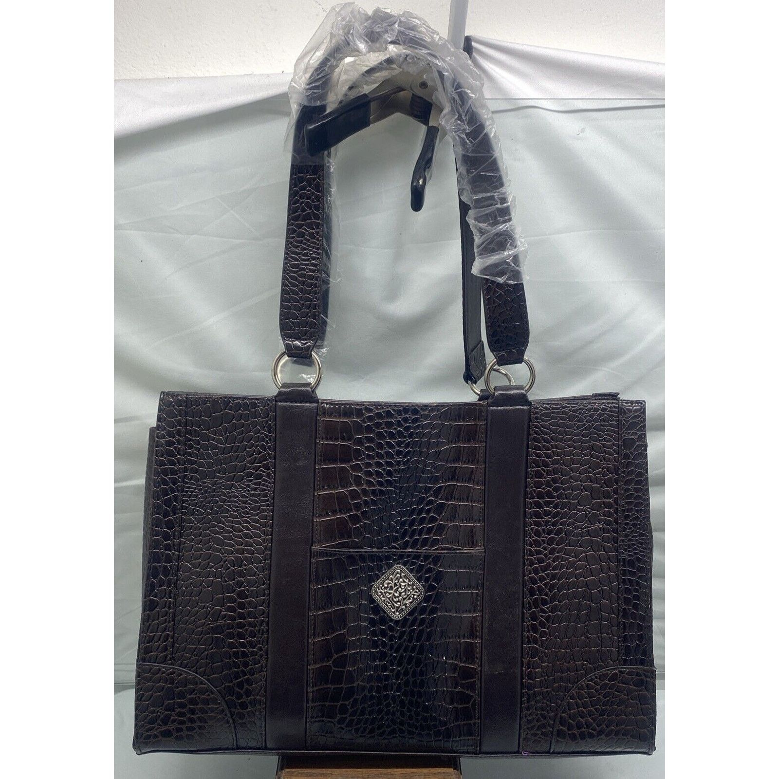 Coldwater Creek Coldwater Creek Faux Crocodile Leather Shoulder bag NEW Size ONE SIZE - 1 Thumbnail
