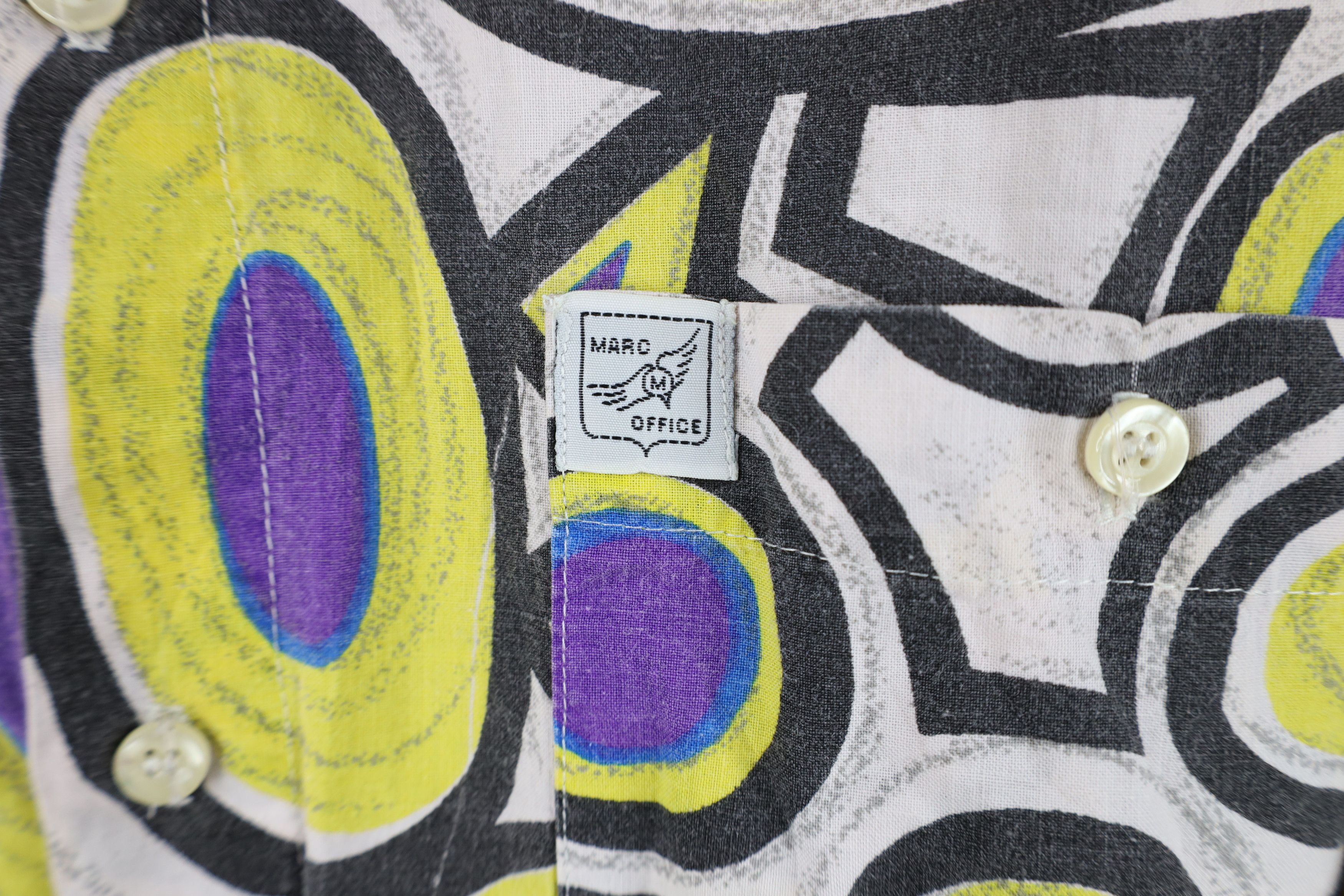 Vintage Vintage 90s Streetwear Abstract Geometric Baggy Button Shirt Size US M / EU 48-50 / 2 - 4 Thumbnail