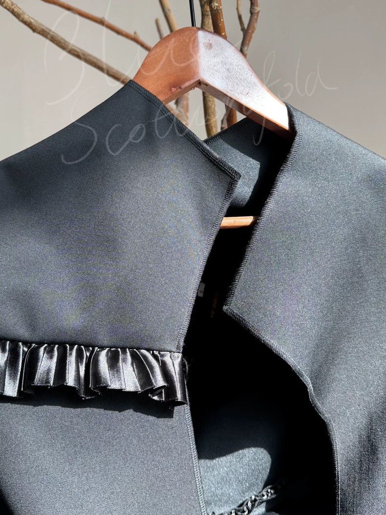 Comme des Garcons Comme Des Garcons Mainline Ruffled Distorted Cape Top Size S / US 4 / IT 40 - 5 Thumbnail