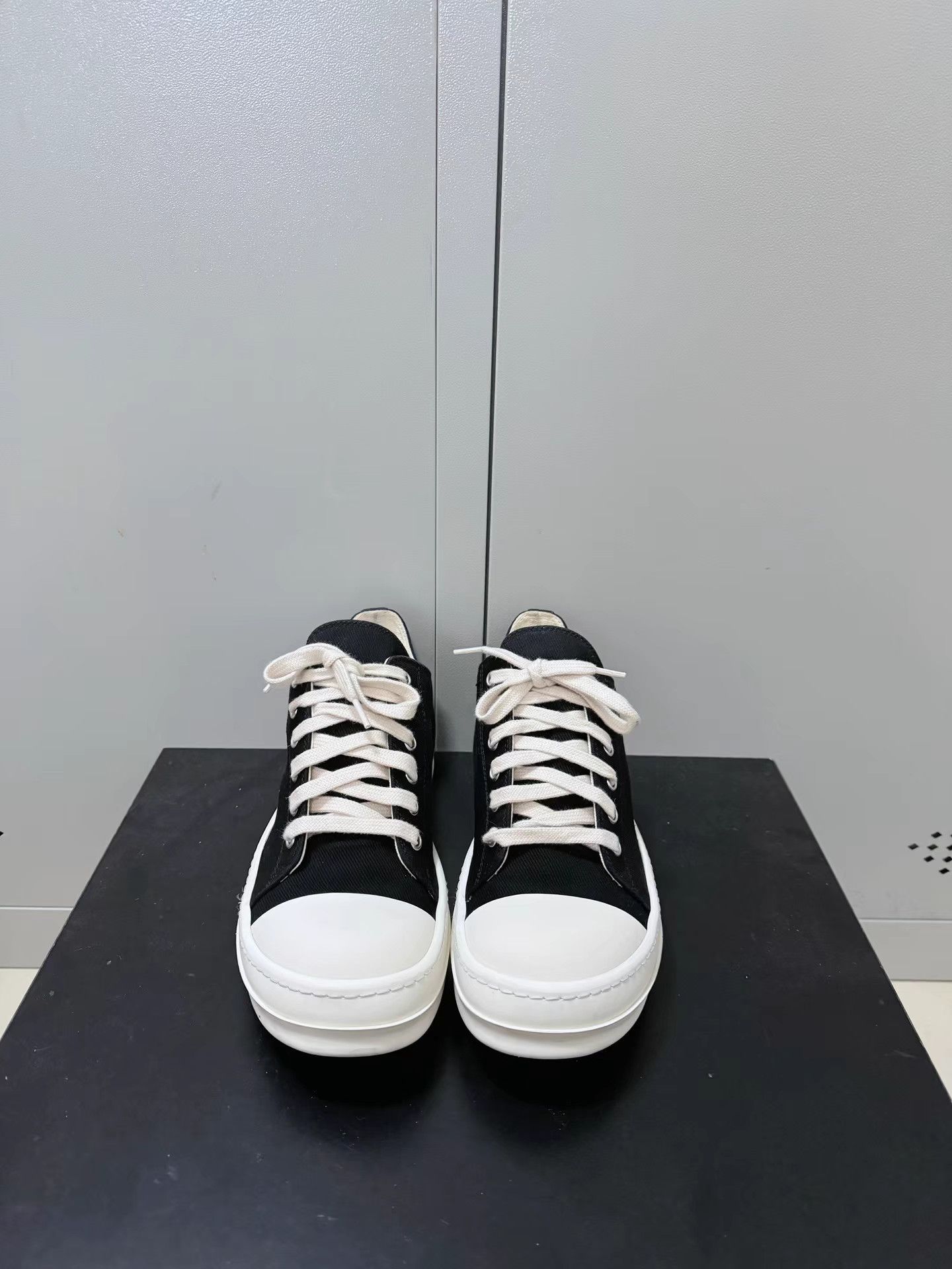 Rick Owens Drkshdw Rick Owens Drkshdw Converse high-top sneakers Size US 7 / IT 37 - 2 Thumbnail