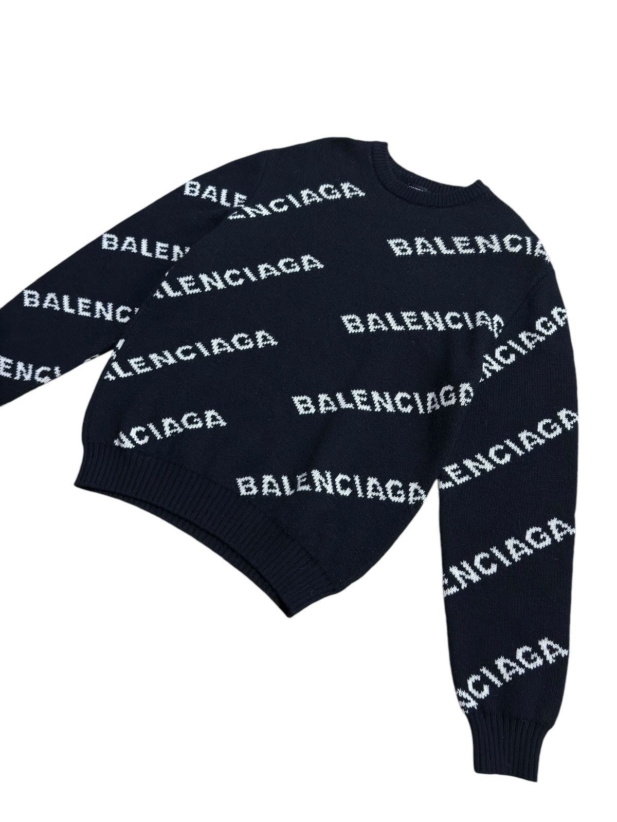Balenciaga Balenciaga All-Over Logo Wool Knitted Sweater Size US M / EU 48-50 / 2 - 2 Thumbnail